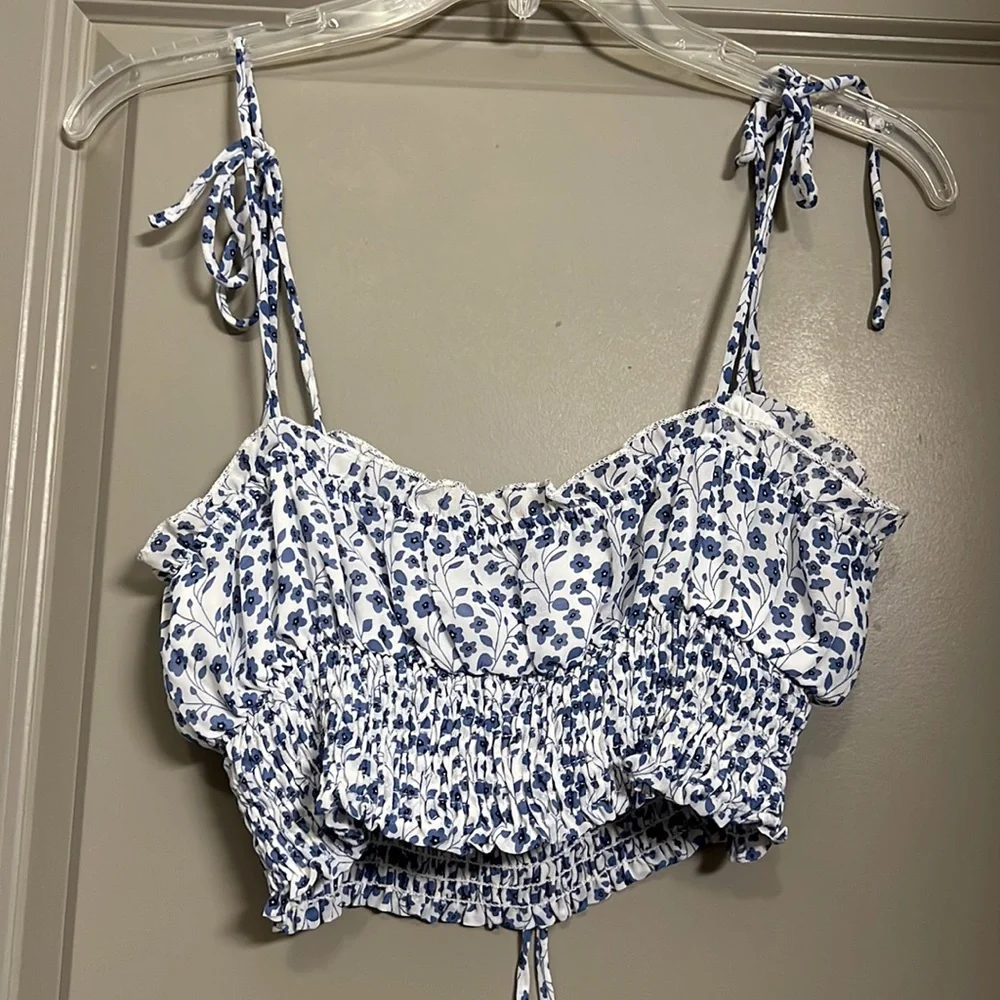 Princess Polly | Benita Floral Crop Top Size 4 Org $42 - Picture 4 of 5